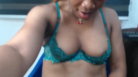 Flora online show from 03/24/26, 05:18