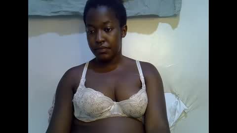 honey_dropp1 online show from 05/18/26, 09:20
