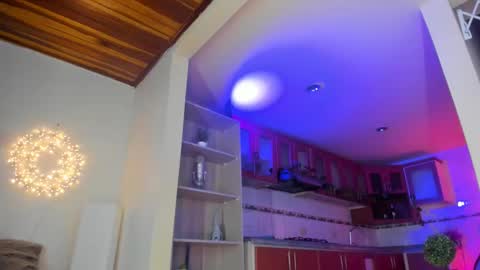 HONEY online show from 01/25/25, 04:13