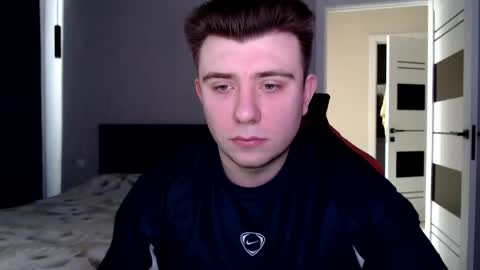 Wolfy online show from 03/17/26, 07:33