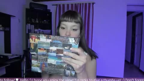 Snapshot of honey_hoe chatting on 11/18/25, 02:28 Lau online show from 11/18/25, 02:28