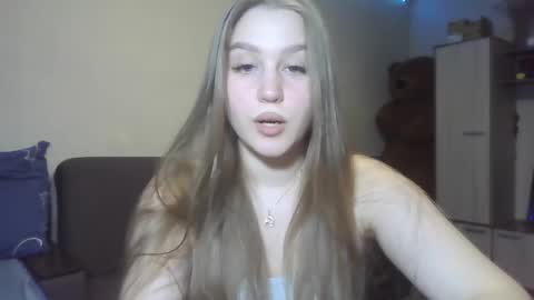 honey_lolaaa online show from 10/20/25, 02:06
