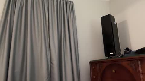 honey_man14 online show from 03/04/26, 06:36