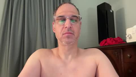 honey_man14 online show from 04/25/26, 02:03