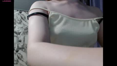 Lina online show from 12/26/24, 03:42