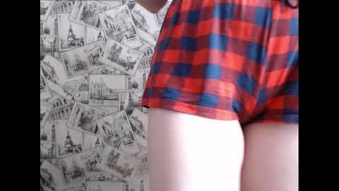 Lina online show from 02/28/25, 08:31