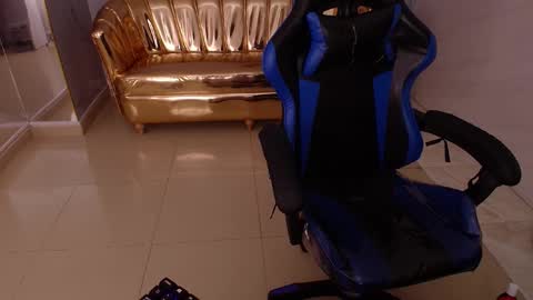 HONEY  online show from 11/22/25, 01:59