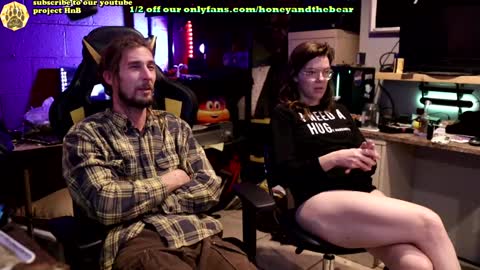 Honey and Bear online show from 01/05/25, 04:04