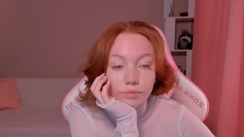 Snapshot of honeyautumn chatting on 02/05/25, 03:13 honeyautumn online show from 02/05/25, 03:13