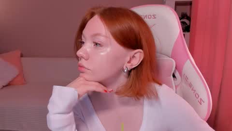 Snapshot of honeyautumn chatting on 02/20/25, 03:01 honeyautumn online show from 02/20/25, 03:01