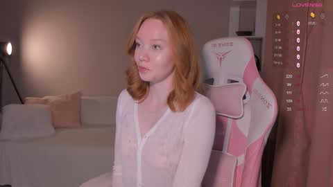 Snapshot of honeyautumn chatting on 10/07/25, 09:56 honeyautumn online show from 10/07/25, 09:56