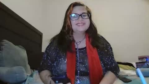 HoneyBear online show from 12/22/25, 05:21