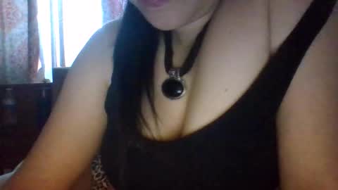 Honeybeebb online show from 05/05/26, 04:26