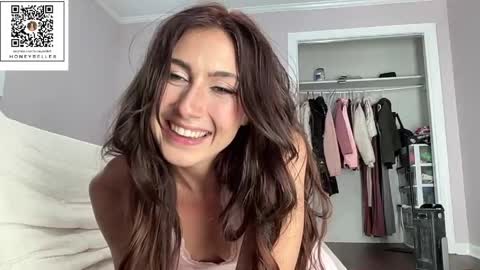 belle brunette online show from 04/14/26, 07:42