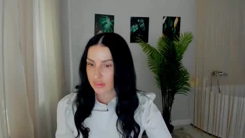 Jacqueline online show from 05/11/26, 07:36