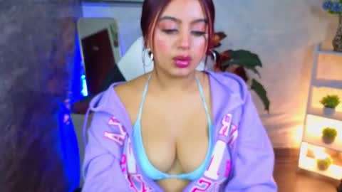 HoneyBonee online show from 07/23/26, 08:12