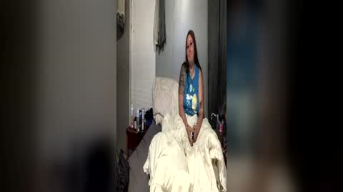 honeyboo27 online show from 06/14/26, 03:30