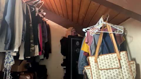 Snapshot of honeybuhnny chatting on 02/23/26, 02:42 honeybuhnny online show from 02/23/26, 02:42