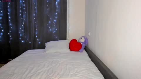 HoneyBunny  online show from 03/30/26, 07:15