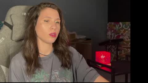 honeyed_hazze online show from 06/02/26, 07:16