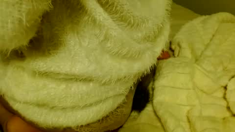 honeygoldenbaddie24 online show from 02/22/25, 04:18