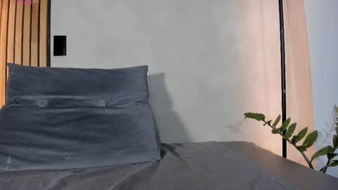 Sofia independent model online show from 01/09/26, 11:46