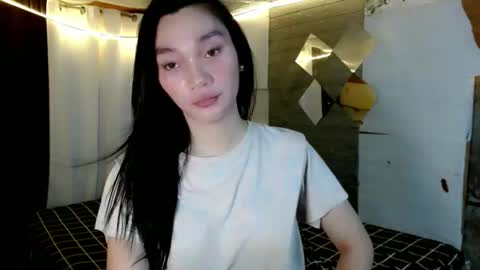 honeylicious01 online show from 04/17/26, 09:45