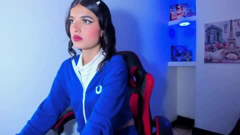 HONEY LUXE online show from 04/12/26, 05:12