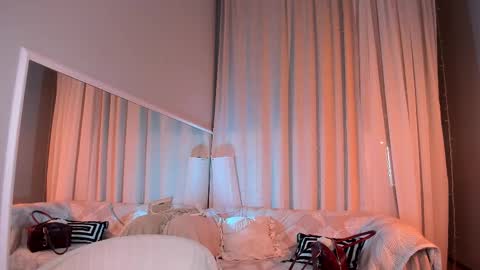 Alexia online show from 03/18/26, 11:02