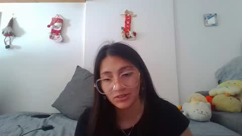 Mila K online show from 12/15/25, 08:02