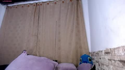 Victoria online show from 04/15/26, 08:21