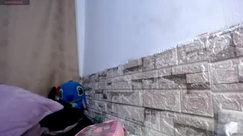 Victoria online show from 04/16/26, 08:37