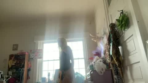 Snapshot of honeyxlimbed chatting on 06/26/26, 07:07 Emi Rose online show from 06/26/26, 07:07