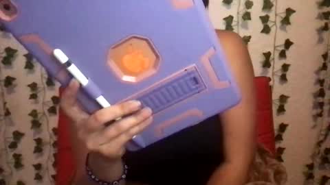 honeyyy89 online show from 11/24/25, 06:51