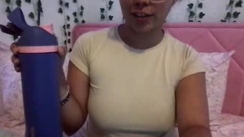 honeyyy89 online show from 03/27/26, 02:06