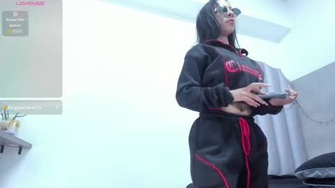 Snapshot of honnyy_23 chatting on 02/13/26, 07:54 honnyy_23 online show from 02/13/26, 07:54