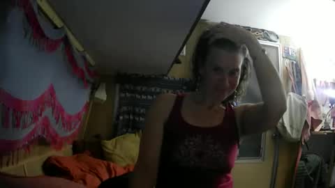 hoodoou online show from 02/16/26, 03:13