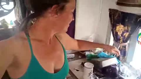 hoodoou online show from 03/31/26, 08:31