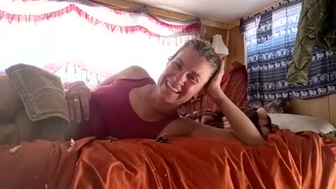 hoodoou online show from 04/04/26, 09:23