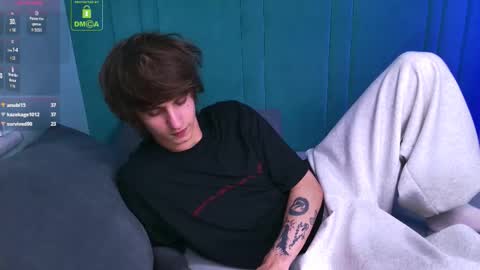 HOOG online show from 03/19/26, 03:27