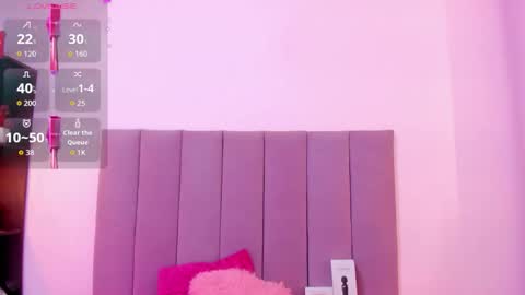 holly online show from 10/16/25, 08:21