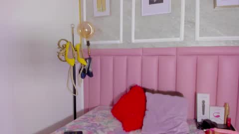 holly online show from 02/24/26, 09:24