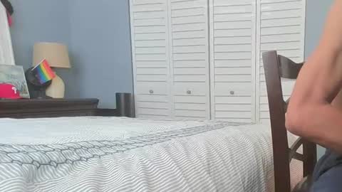 hooshung_mvers8 online show from 06/14/26, 05:04