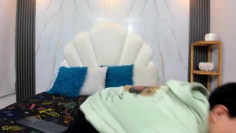 Snapshot of hoot_booys_ chatting on 01/10/26, 08:54 hoot_booys_ online show from 01/10/26, 08:54