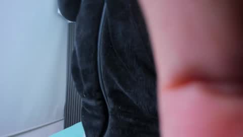 hoot_booys_ online show from 03/27/26, 08:41