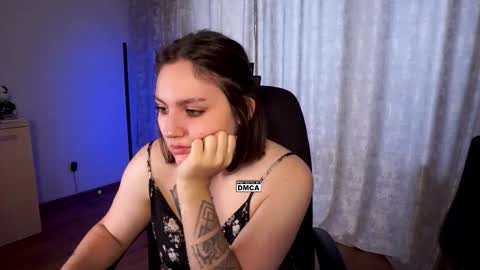 Karina online show from 10/10/25, 01:04