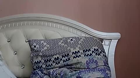 hootloove69 online show from 12/14/24, 08:34