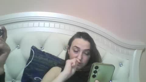 hootloove69 online show from 02/02/25, 06:42