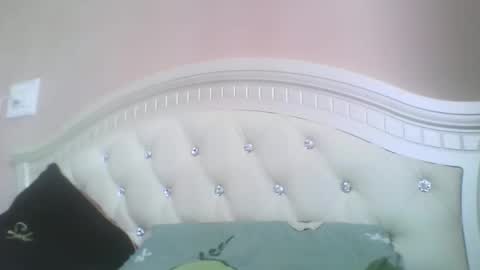 hootloove69 online show from 05/17/26, 04:14