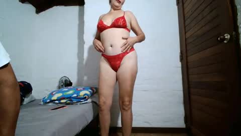 Snapshot of horiana44293 chatting on 12/13/24, 03:38 oriana online show from 12/13/24, 03:38